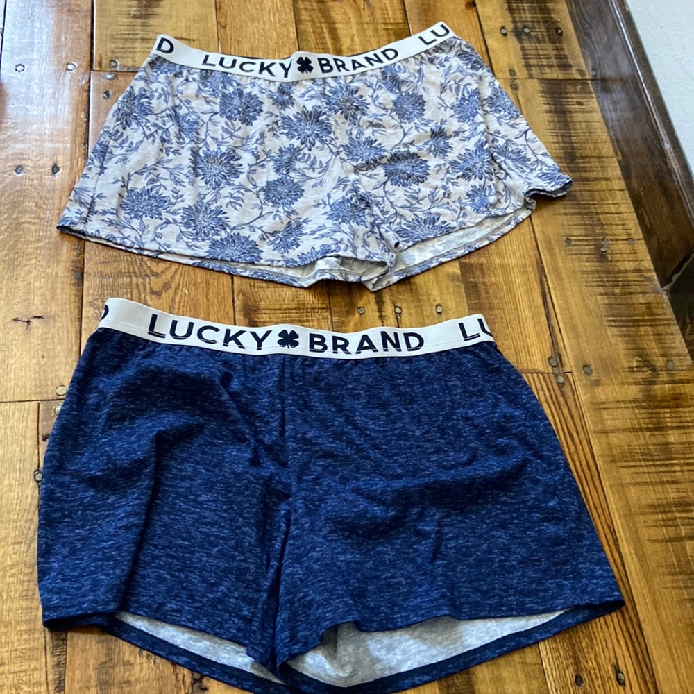 Size medium (both of them)